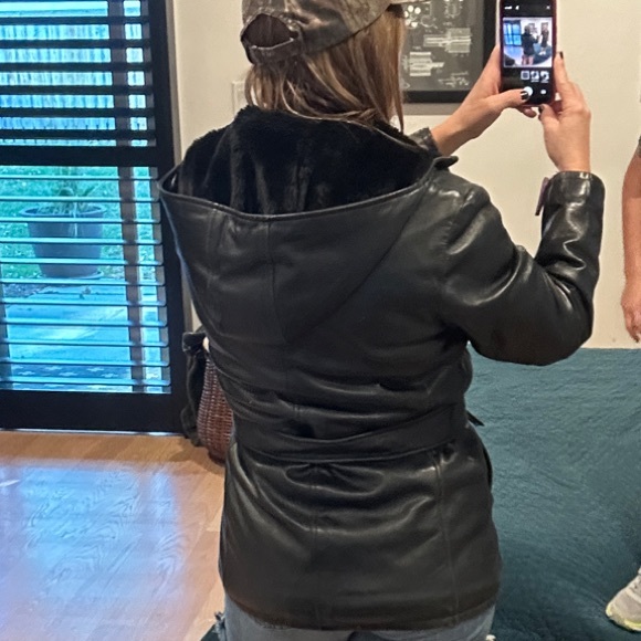 Wilsons Fur Lined Hooded Leather Jacket - Picture 3 of 10